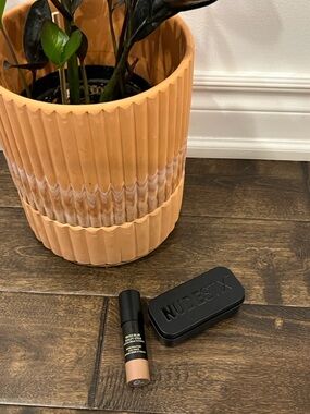 Nudestix Contour Cream Tinted Blur Stick in Medium Neutral